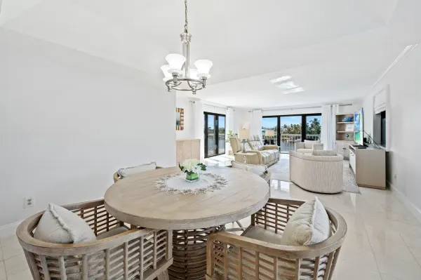 3501 S Ocean Boulevard 307, South Palm Beach, FL 33480