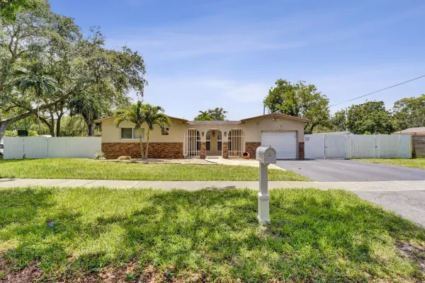 9101 SW 52nd Court, Cooper City, FL 33328