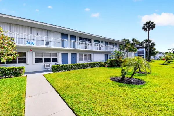 2420 S Federal Highway 10, Boynton Beach, FL 33435