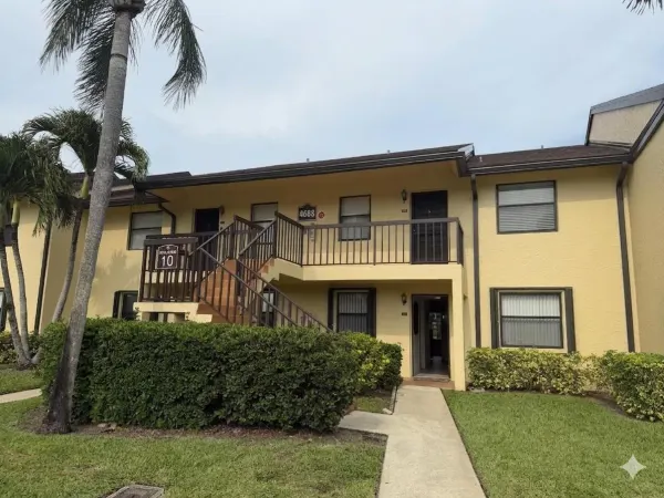 4688 Lucerne Lakes Blvd Boulevard E 104, Lake Worth, FL 33467