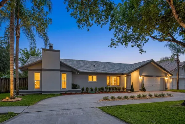 11595 S Quayside Drive, Cooper City, FL 33026
