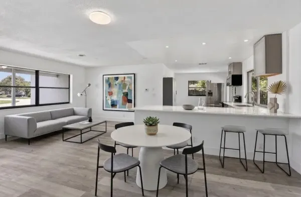 5804 NW 14th Street, Sunrise, FL 33313