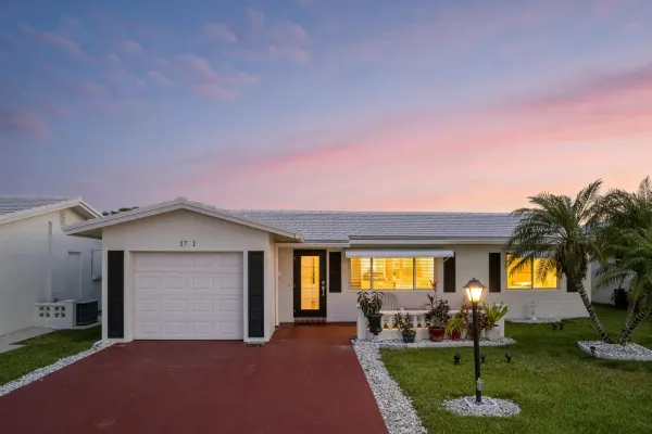 1701 SW 8th Avenue, Boynton Beach, FL 33426