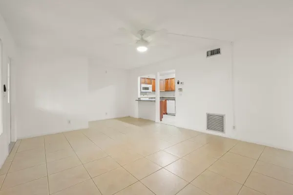 4709 Sable Pine Circle B1, West Palm Beach, FL 33417