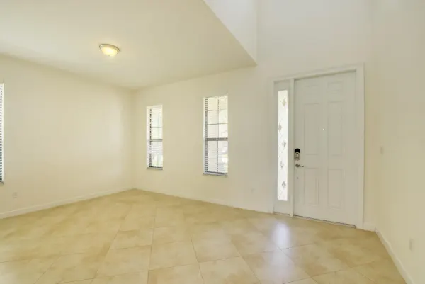 8853 Sandy Creek Way, Lake Worth, FL 33467