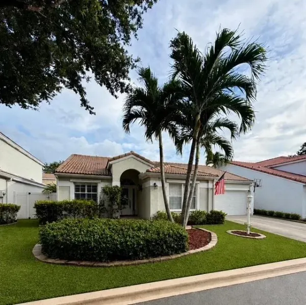 10109 Oak Bark Lane, Palm Beach Gardens, FL 33410
