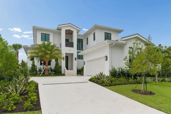908 N Atlantic Drive, Lantana, FL 33462