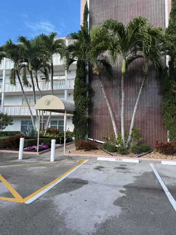 3026 Wolverton B 3026, Boca Raton, FL 33434