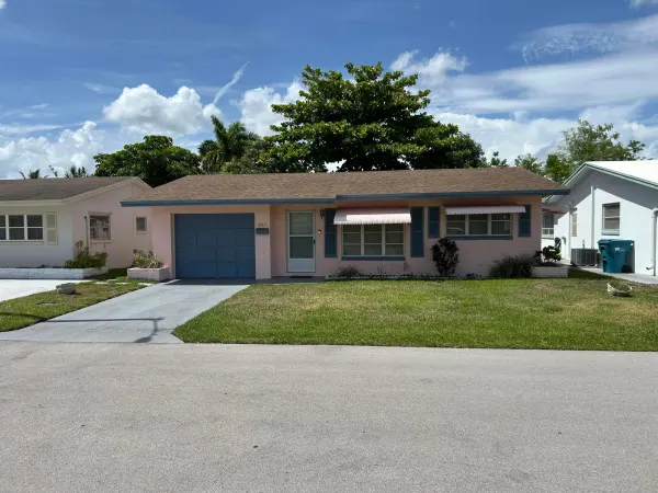 4517 NW 49th Street, Tamarac, FL 33319