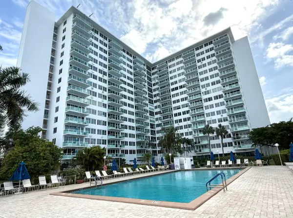 3233 NE 34th Street 1504, Fort Lauderdale, FL 33308