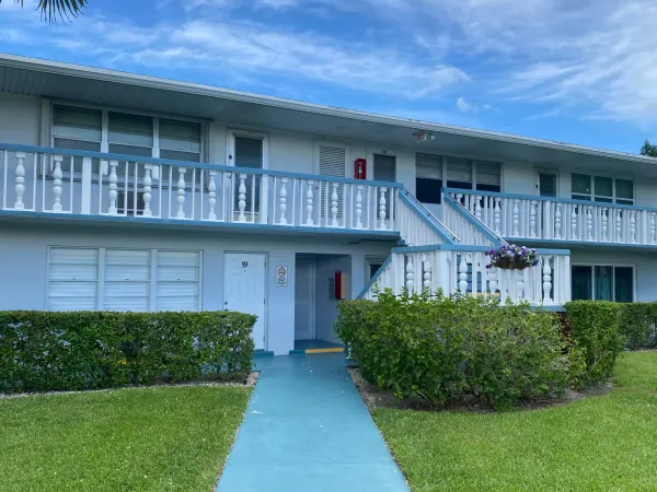 71 Berkshire 71, West Palm Beach, FL 33417