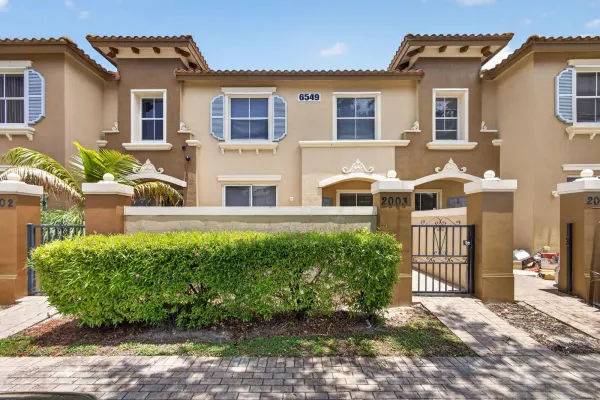 6549 Diamond Springs Terrace 2003, West Palm Beach, FL 33411