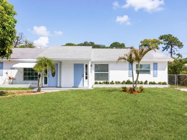 1017 Riverwood Lane, Jupiter, FL 33458