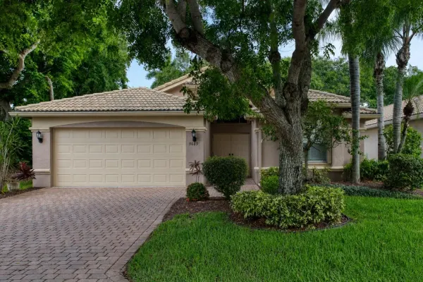 9689 Positano Way, Lake Worth, FL 33467