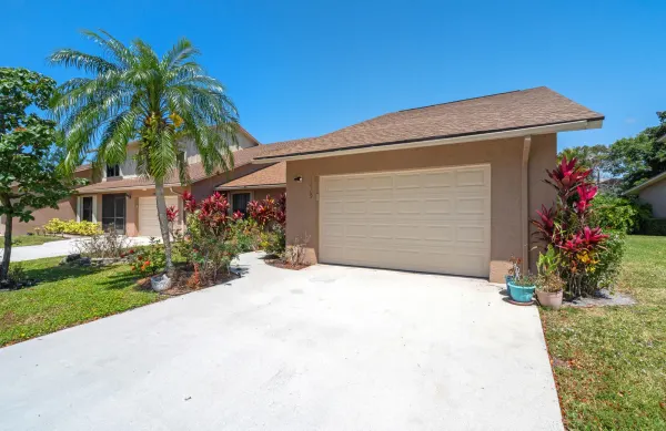 11909 Donlin Drive, Wellington, FL 33414
