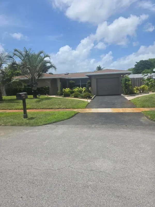 7751 NW 44th Court, Lauderhill, FL 33351