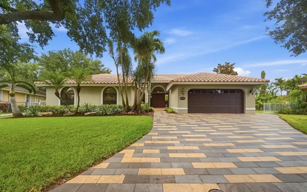 4704 NW 99th Lane, Coral Springs, FL 33076