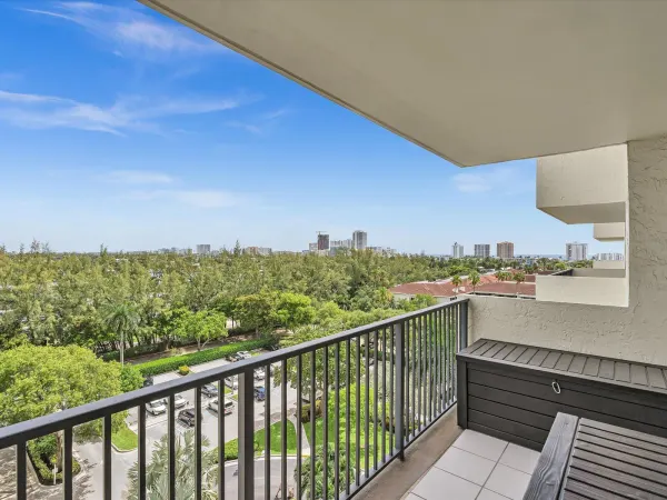3200 N Port Royale Dr Drive N 910, Fort Lauderdale, FL 33308
