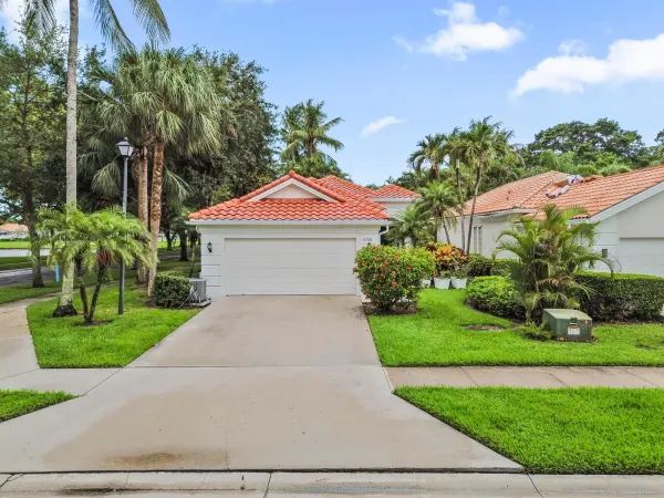 4766 Valencia Drive, Delray Beach, FL 33445