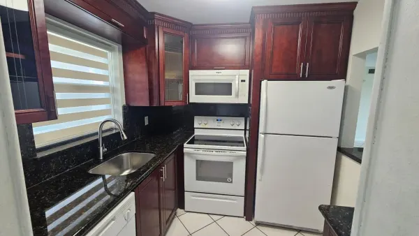 9911 Sandalfoot Boulevard 116, Boca Raton, FL 33428