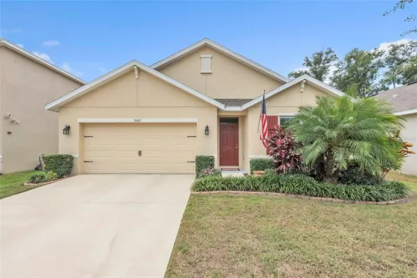 9527 Sunstone Boulevard, Thonotosassa, FL, 33592