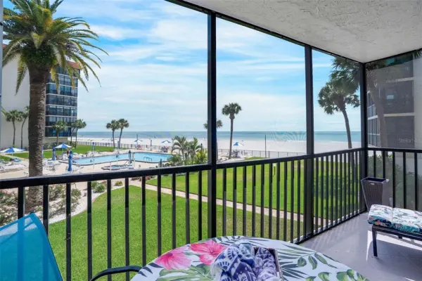 18304 Gulf Boulevard, Unit 105, Redington Shores, FL, 33708