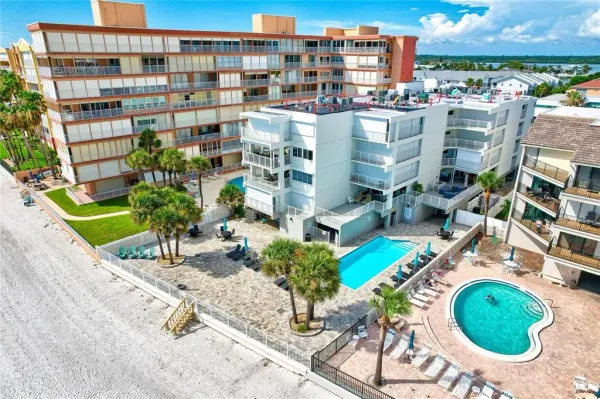 16332 Gulf Boulevard, Unit 1c, Redington Beach, FL, 33708