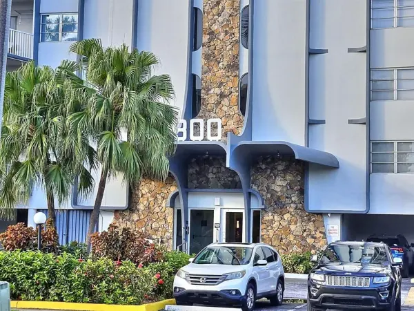 300 Diplomat Parkway, Unit 203, Hallandale Beach, FL, 33009