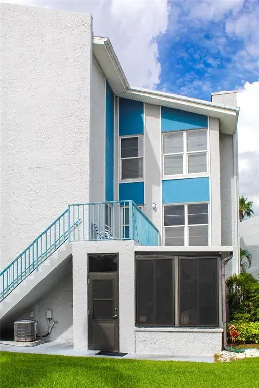 215 Medallion Boulevard, Unit G, Madeira Beach, FL, 33708