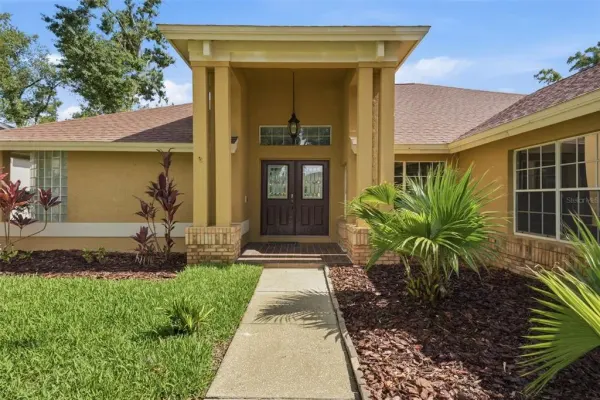 504 Stratfield Drive, Lutz, FL, 33549