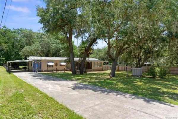 8343 S Cove Point, Floral City, FL, 34436
