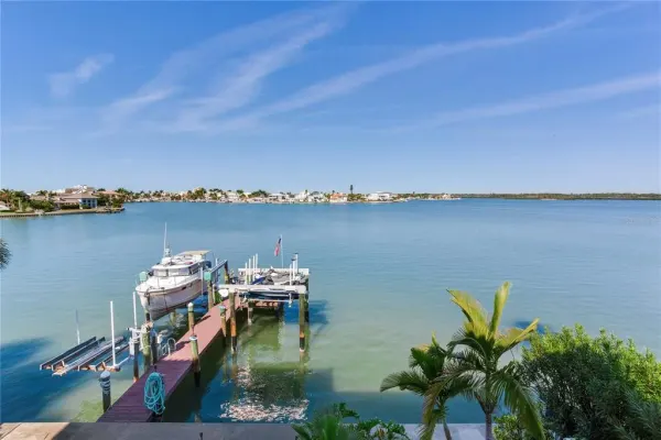 16480 Redington Drive, Redington Beach, FL, 33708