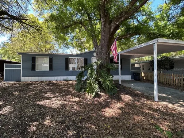 10638 Bay Hills Circle, Thonotosassa, FL, 33592