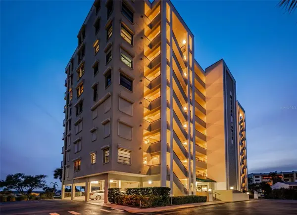 2530 Gary Circle, Unit 802, Dunedin, FL, 34698