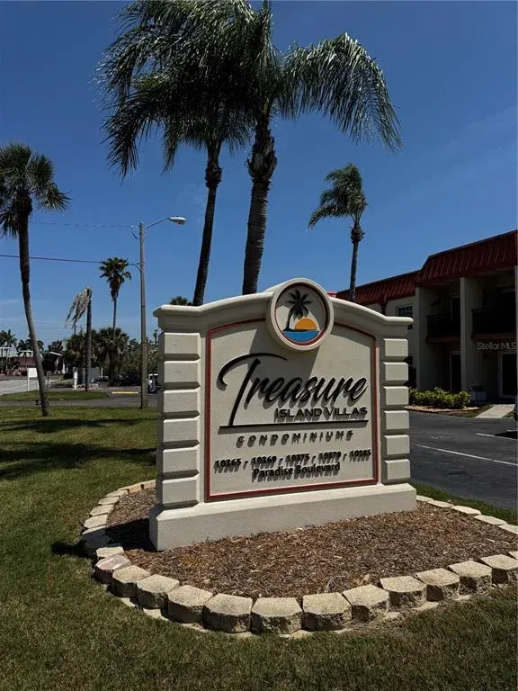 10365 PARADISE BOULEVARD UNIT 9, TREASURE ISLAND, FL, 33706