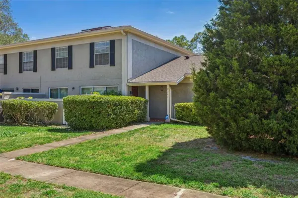 6341 TREETOP CIRCLE UNIT 6341, TEMPLE TERRACE, FL, 33617