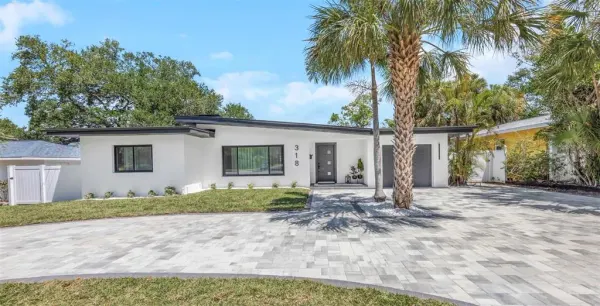 318 Mehlenbacher Road, Belleair, FL, 33756