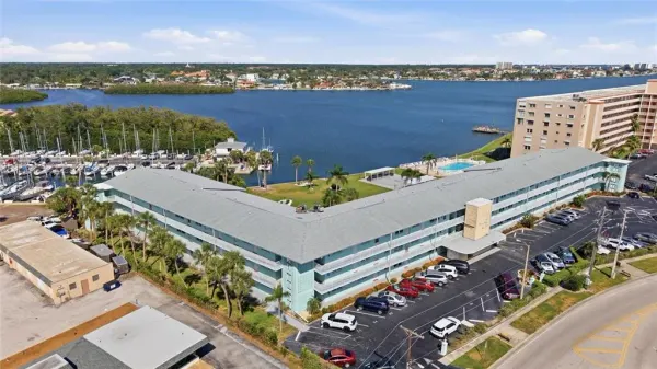 1819 Shore Drive S, Unit 103, South Pasadena, FL, 33707