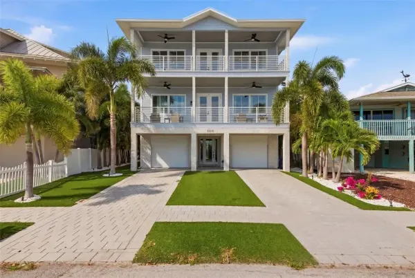 3313 W Maritana Drive, St Pete Beach, FL, 33706