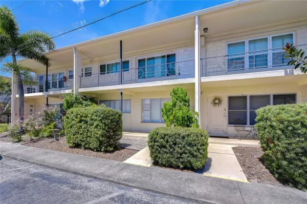 4022 57th Street N, Unit 260, Kenneth City, FL, 33709