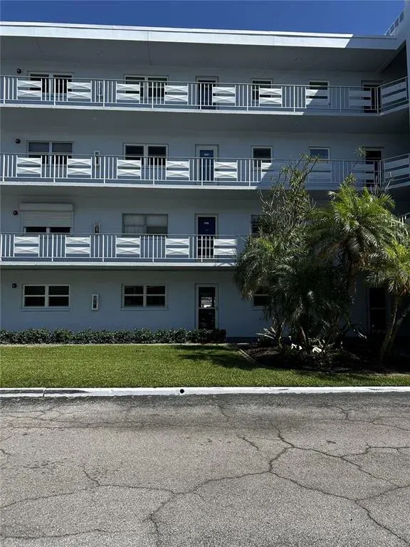 5555 Gulf Boulevard, Unit 310, St Pete Beach, FL, 33706