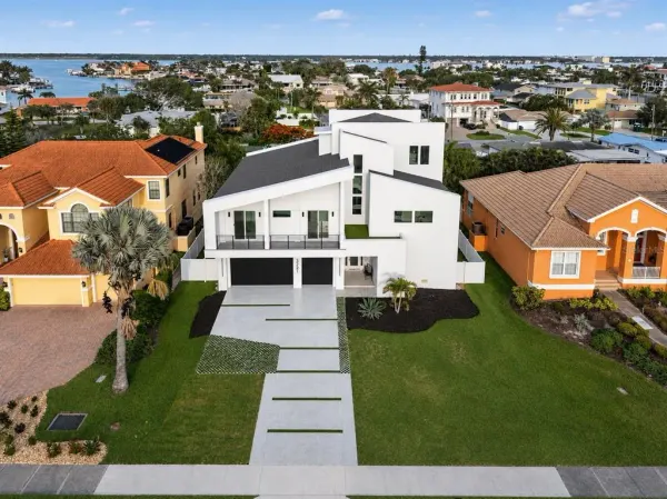 3221 Gulf Boulevard, Belleair Beach, FL, 33786