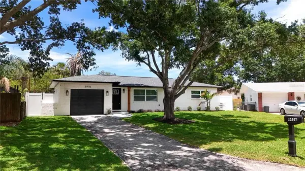 8496 118th Street, Seminole, FL, 33772