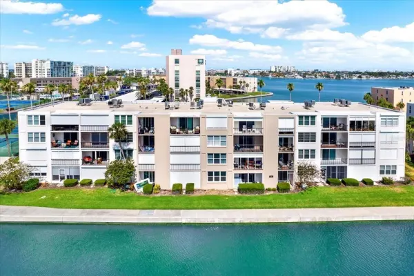 7625 Sun Island Drive S, Unit 304, South Pasadena, FL, 33707