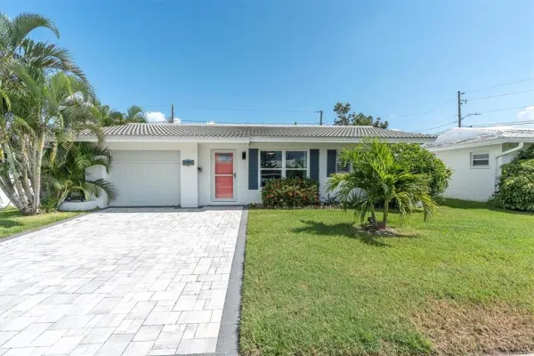 3715 98th Avenue N, Unit 3, Pinellas Park, FL, 33782