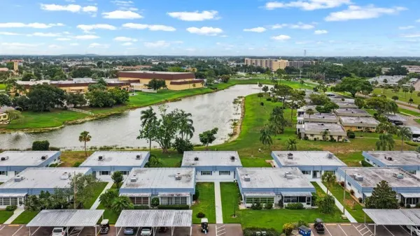 1901 Andover Way, Unit 38, Sun City Center, FL, 33573