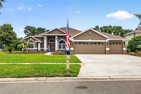 3904 S Nine Drive, Valrico, FL, 33596