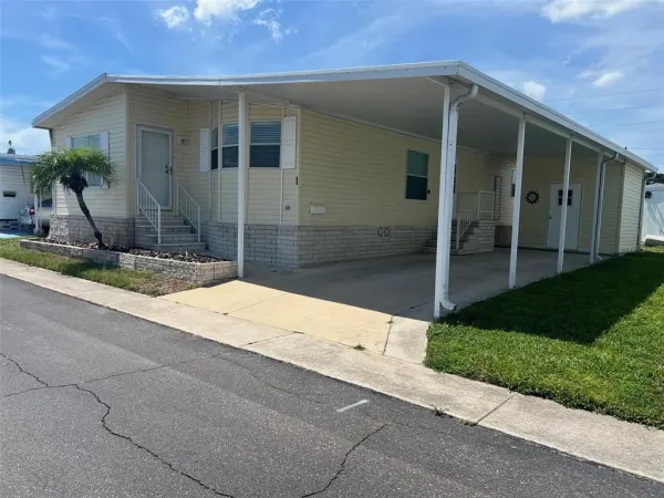 12 Thatch Palm Street W, Largo, FL, 33770