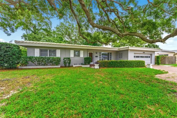 1705 Indian Rocks Road, Belleair, FL, 33756