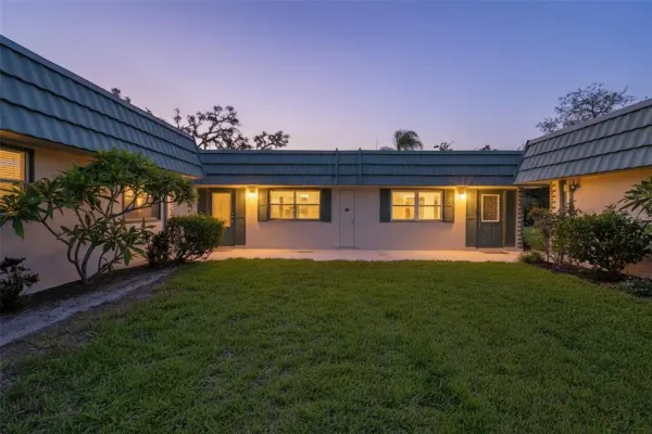 1811 Bedford Lane, Unit 153, Sun City Center, FL, 33573